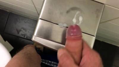 Cumshot Compilation Public Restroom 2018 on freereelz.com