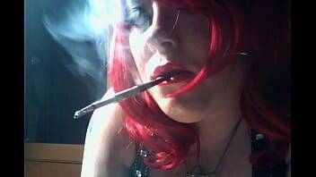 BBW British Mistress Tina Snua Dangles A Slim Cigarette In A Holder - Britain on freereelz.com