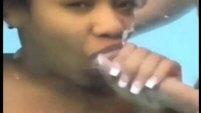 Black woman sucking 2 cocks underwater on freereelz.com