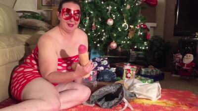 Christmas Eve Unboxing if My New 12 Inch Cock - Masturbation on freereelz.com