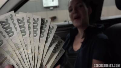 Carwash Beauty - Czech Republic on freereelz.com