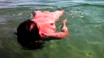 Swimming naked on freereelz.com