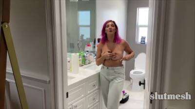 Gabbie Hanna Nude & Sex Tape Video Leaked! on freereelz.com