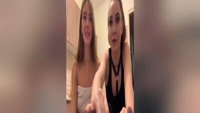 Russian Teens Going Nude For Some Cash On Periscope - Russia on freereelz.com