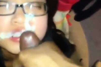 Chinese girl sucking and facial from bbc - China on freereelz.com