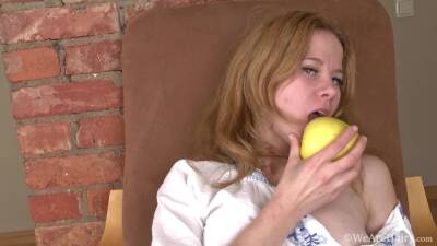 Krista - Green Apples on freereelz.com