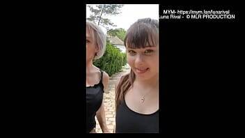 Luna Rival Exib dans un parc avec une copine on freereelz.com