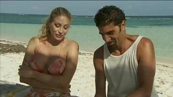 Italian pornstar Vittoria Risi screwed by two sailors on the beach - Italy on freereelz.com