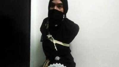 Malay self bondage on freereelz.com