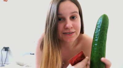 Teen masturbation with big cucumber till orgasm - Ellie Lush - Germany on freereelz.com