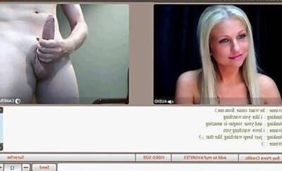 Stunning CFNM blonde watches naked guy cum on webcam on freereelz.com