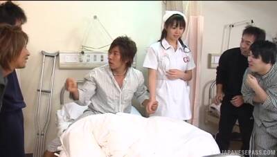 Aroused Japanese nurse knows the right treat for this guy - Japan on freereelz.com