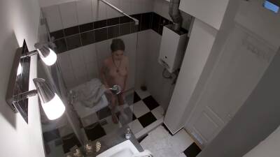 Hidden Cam - Spying My Stepsister In The Shower - Italy on freereelz.com