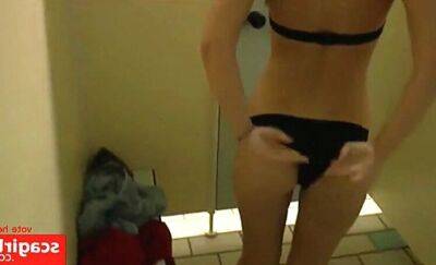 Amateur teen fuck in the changing room on freereelz.com