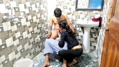 Step Brother And Step Sister Fucking In The Toilet on freereelz.com