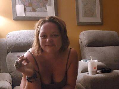 Mommy Is Ready To Relax And Smoke With You on freereelz.com