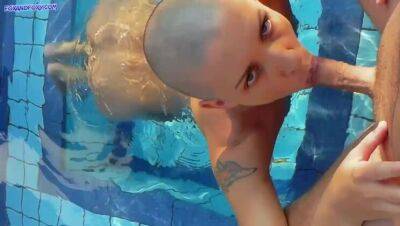 Hot anal sex at the pool with bald girl on her birthday on freereelz.com