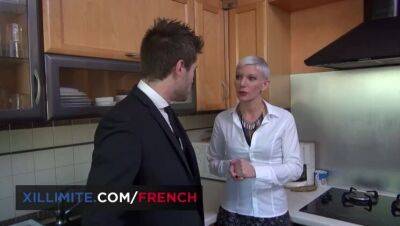 Sexy short hair milf gets sodomized in her kitchen - France on freereelz.com