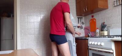 Unexperienced Wifey Russian Hookup In Kitchen Jizz In Facehole Part1 - Russia on freereelz.com