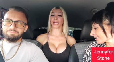 Jennyfer Stone shows her big ass and her pussy in the car - Big tits on freereelz.com