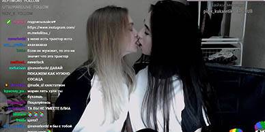 Russian Twitch Thots Make Out After Big Donation - Russia on freereelz.com