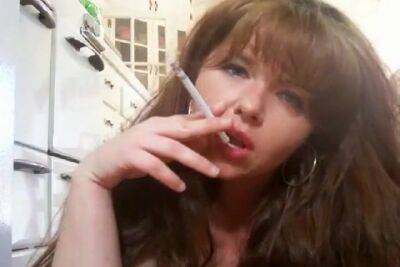 Compilation Mature Smoking 120s on freereelz.com