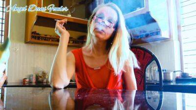 Hot Blonde Milf Love To Keep Smoking After Swallowing Warm Cum on freereelz.com