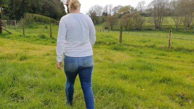 ⭐ Alice Pees Her Jeans Over And Over! Piss Compilation! - Britain on freereelz.com