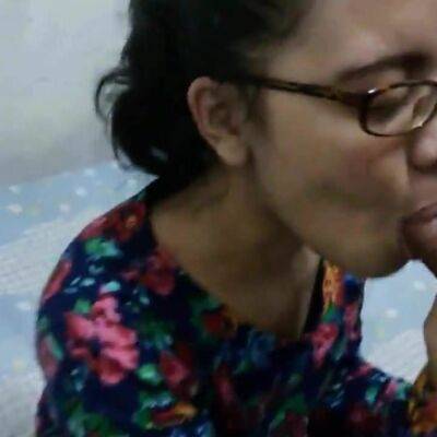 Indonesian nerdy girl blowjob and fuck - Indonesia on freereelz.com