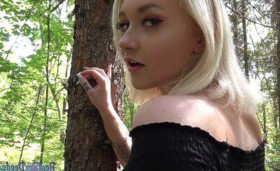 POV Czech teen4cash enjoys outdoor sex - Czech Republic on freereelz.com