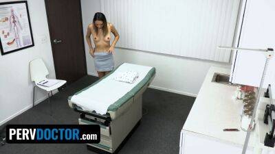 Kimora Quin Wants Annual Check Up But The Doctor And His Kinky Nurse Has Other on freereelz.com