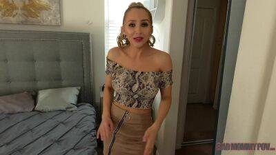 Petite blonde mom in exclusive home sex perversions on cam on freereelz.com