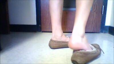 Old Moccasins Frieda Ann Foot Fetish on freereelz.com