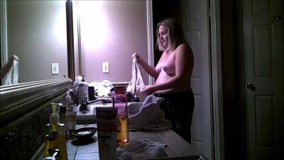 BBW Changing in the Bathroom on freereelz.com