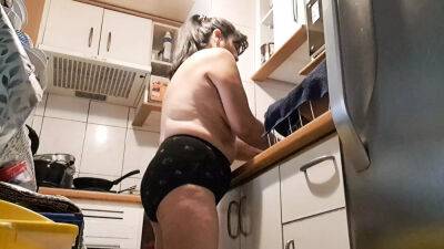 My husband likes to see me wash dishes in my underwear on freereelz.com