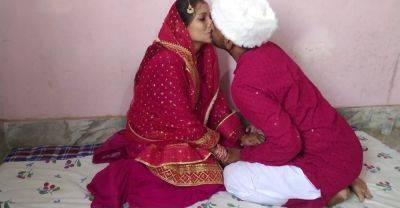 Real Life Newly Married Indian Couple Seduction Romantic Honeymoon Sex Video - India on freereelz.com