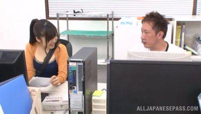 Japanese office babe gets intimate with one of the co-workers - Japan on freereelz.com