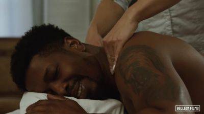 Skylar Snow's Massive Boobs and Passionate Hunk Isiah Maxwell Get a Satisfying Ending on freereelz.com