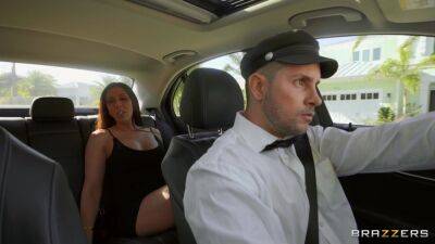 Rich woman with big juggs seduced her limo driver on freereelz.com