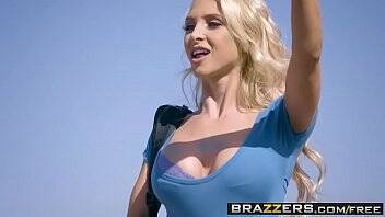 Brazzers - Big Tits at Work - Daddys Hardest Worker scene starring Alix Lynx and Danny D on freereelz.com