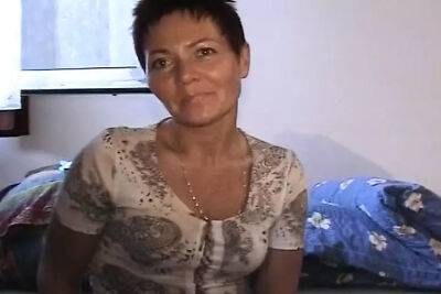 Old and short haired German lady dildoing her muff after a shower - Germany on freereelz.com