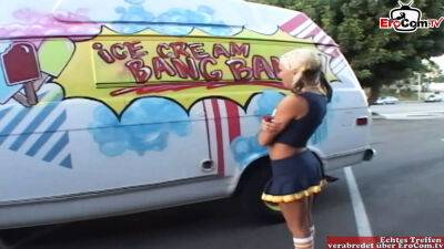 Petite blonde cheerleader teen picked up for sex in a car - Usa on freereelz.com