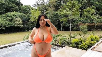 Big Boobs huge areolas horny bikini babe Kim Velez - Colombia on freereelz.com