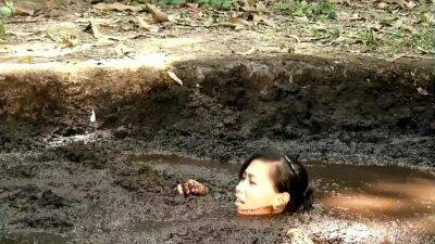 Nicole Experiences Peat Pit Exploration - Philippines on freereelz.com