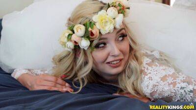 Lewd teen bride hot lesbian crazy adult clip - Usa on freereelz.com