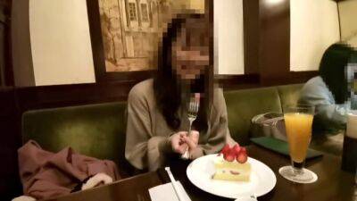 0000206_日本人女性が潮吹きする人妻NTR素人ナンパセックス - Japan on freereelz.com