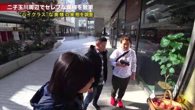 0000389_日本人女性がガン突きされる人妻NTR素人ナンパセックス - Japan on freereelz.com