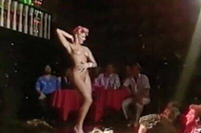 Stripper Chic - Vintage Striptease Dance - Usa on freereelz.com