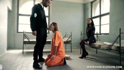 Prisonniere Lutro, Ridge With Cassie Del Isla, Charlie Dean And Clea Gaultier on freereelz.com