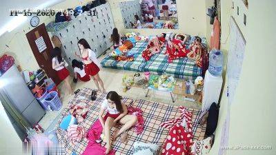 Chinese girls dormitory.2 - China on freereelz.com